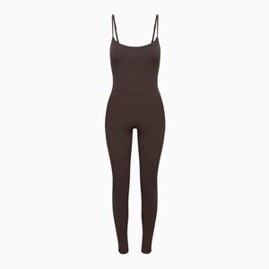 NWT Aritzia Wilfred Free
Freestyle Jumpsuit | Size M